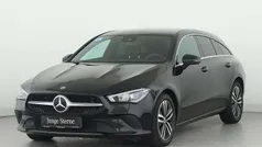 Unilack nachtschwarz Gebraucht 2022 Mercedes CLA180 Shooting Brake Kombi | 22.850 € (Fairer Preis)