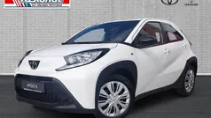 Weiß Gebraucht 2024 Toyota Aygo Business Edition Kleinwagen | 14.990 € (Fairer Preis)