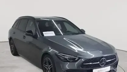 Gebraucht Mercedes C200 AMG line 163 PS (119 kW) 2023 Selenitgrau metallic Kombi