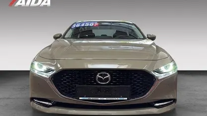 Grün Neu 2025 Mazda 3 Exclusive-Line Limousine | 29.450 €