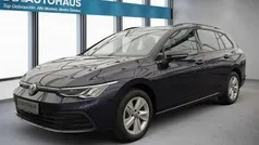 Blau Gebraucht 2023 VW Golf VIII Life Kombi | 21.310 € (Superpreis)