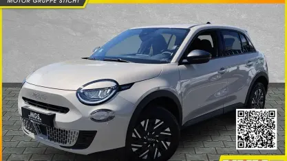 Usado Fiat 600 110 HP (80 kW) 2025 Bege SUV