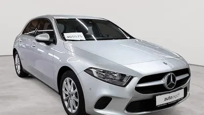 Gebraucht Mercedes A250 160 PS (117 kW) 2022 Limousine