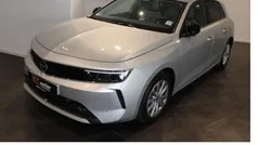 Silber Gebraucht 2023 Opel Astra Elegance Limousine | 20.480 € (Superpreis)