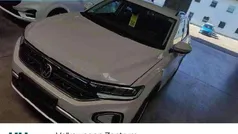 Ascotgrau Gebraucht 2024 VW T-Roc Life SUV | 24.980 € (Guter Preis)