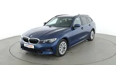 Blau Gebraucht 2021 BMW 318 Comfort Edition Kombi | 23.910 € (Fairer Preis)