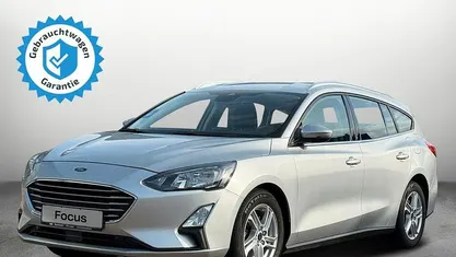 Silber Gebraucht 2020 Ford Focus Cool & Connect Limousine | 18.900 € (Fairer Preis)