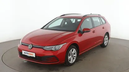 Rot Gebraucht 2021 VW Golf VIII Life Kombi | 19.460 € (Fairer Preis)