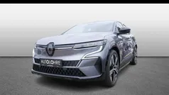 Gebraucht 2024 Renault Mégane Iconic Limousine | 36.980 € (Fairer Preis)