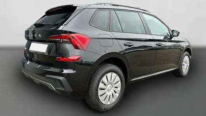 Blackmagic perleffekt Neu 2025 Skoda Kamiq Selection SUV | 25.790 € (Guter Preis)