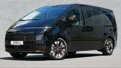 Abyss black / mic Gebraucht 2023 Hyundai Staria Signature Van | 48.890 € (Fairer Preis)