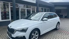 Weiß Gebraucht 2021 Skoda Scala Emotion Plus Kleinwagen | 16.990 € (Fairer Preis)