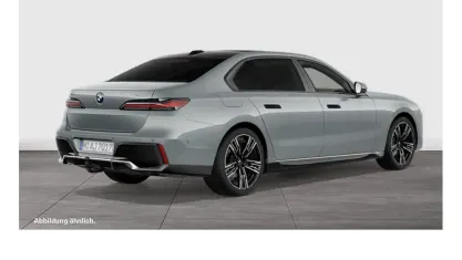 Gebraucht BMW 740 M Sport 286 PS (210 kW) 2025 Grau Limousine