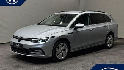Gebraucht VW Golf VIII Style 150 PS (110 kW) 2022 Silber Kombi
