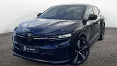 Nachtblau + blackpearlschwa Gebraucht 2022 Renault Mégane Techno Limousine | 26.490 € (Guter Preis)