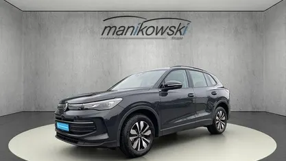 Grau Gebraucht 2025 VW Tiguan Goal SUV | 45.912 € (Guter Preis)