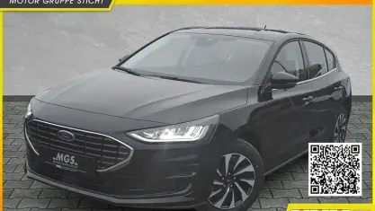 Neu Ford Focus Titanium 155 PS (114 kW) 2025 Agate black metallic Limousine