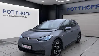 Gebraucht VW ID.3 Pro 106 kW (145 PS) 2022 Mondsteingrau Kleinwagen