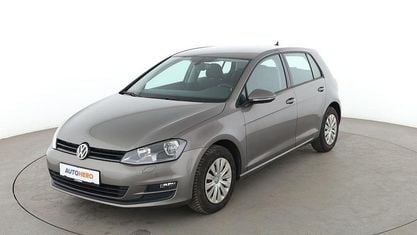 Gebraucht VW Golf VII Trendline 110 PS (80 kW) 2015 Grau Limousine