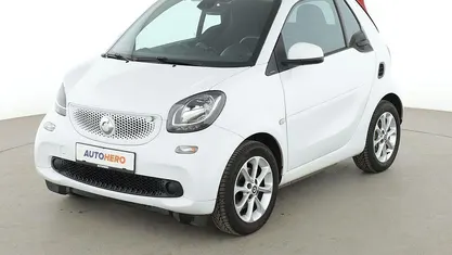 Gebraucht Smart ForTwo Cabrio Basis 71 PS (52 kW) 2017 Weiß Cabrio