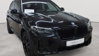 Gebraucht BMW X3 Performance 292 PS (214 kW) 2022 Saphirschwarz metallic SUV