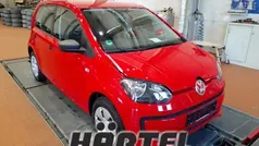 Red, solid Gebraucht 2013 VW up! take up! Kleinwagen | 6.800 € (Fairer Preis)
