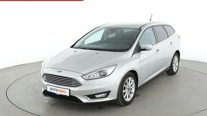 Grau Gebraucht 2016 Ford Focus Titanium Kombi | 11.890 € (Fairer Preis)