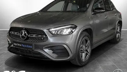 Grau Gebraucht 2024 Mercedes GLA250 AMG SUV | 41.480 € (Guter Preis)