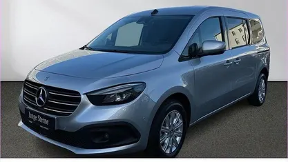 Gebraucht 2025 Mercedes 180 Progressive Limousine | 34.950 € (Fairer Preis)