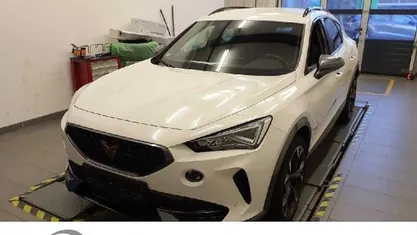 Weiß Gebraucht 2024 Cupra Formentor VZ SUV | 33.980 € (Fairer Preis)