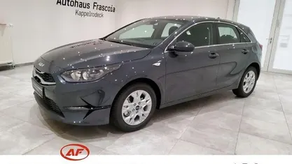 Usata Kia Ceed Vision 99 CV (72 kW) 2024 Nero Utilitaria