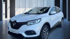 Perlmutt weiss Gebraucht 2021 Renault Kadjar Business SUV | 16.990 € (Fairer Preis)