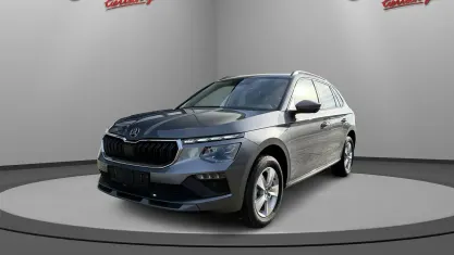Neu Skoda Kamiq Selection 116 PS (85 kW) 2026 Race blau SUV