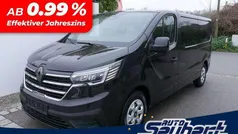 Midnight black Gebraucht 2024 Renault Trafic Evolution Van | 38.900 € (Fairer Preis)