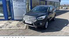 Magneticgrau (metallic) (grau) Gebraucht 2017 Ford Kuga Titanium SUV | 15.985 € (Fairer Preis)