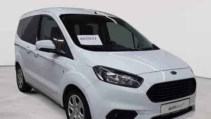 Gebraucht Ford Tourneo Courier Trend 101 PS (74 kW) 2020 Van / Kleinbus