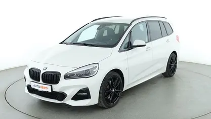 Weiß Gebraucht 2020 BMW 220 Gran Tourer M Sport Van / Kleinbus | 20.210 € (Fairer Preis)