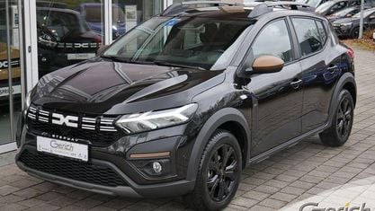 Gebraucht Dacia Sandero Extreme 91 PS (66 kW) 2025 Perlmuttschwarz metallic Limousine