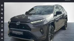 Schwarz (grau) Gebraucht 2023 Toyota RAV4 Hybrid Style SUV | 38.990 € (Fairer Preis)