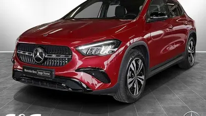 Gebraucht Mercedes GLA200 Night 163 PS (119 kW) 2024 Patagonienrot  metalliclack SUV