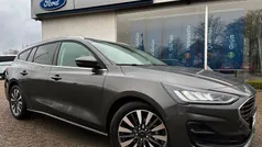 Grau Gebraucht 2023 Ford Focus Titanium X Kombi | 26.690 € (Fairer Preis)