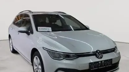Gebraucht VW Golf VIII Life 116 PS (85 kW) 2023 Reflexsilber metallic Kombi