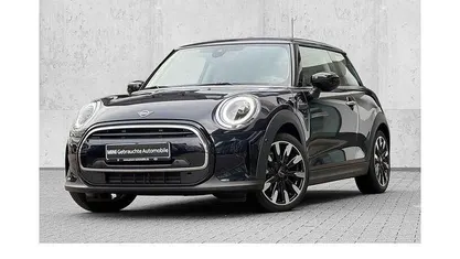 Schwarz Gebraucht 2023 Mini Cooper Kleinwagen | 22.690 € (Fairer Preis)