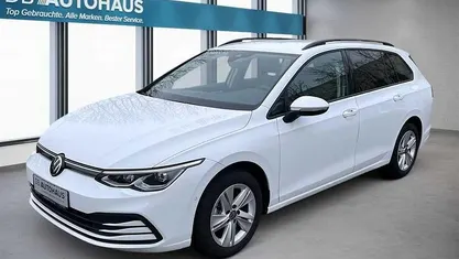 Gebraucht 2023 VW Golf VIII Life Kombi | 22.980 € (Fairer Preis)