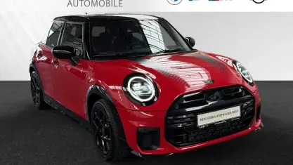 Gebraucht Mini Cooper 114 kW (156 PS) 2025 Chili red ii Kleinwagen