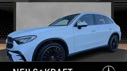 Gebraucht Mercedes GLC300 AMG 258 PS (189 kW) 2024 Weiß SUV