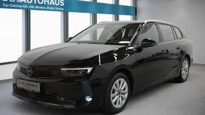 Gebraucht Opel Astra Edition 110 PS (80 kW) 2024 Schwarz Kleinwagen