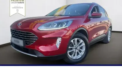 Gebraucht Ford Kuga Titanium 150 PS (110 kW) 2020 Rot SUV