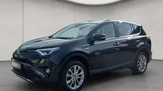 Gebraucht 2016 Toyota RAV4 Executive SUV | 23.980 € (Teuer)