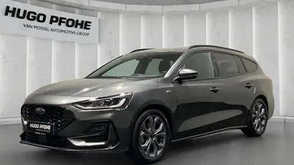Grau Gebraucht 2024 Ford Focus ST-Line X Kombi | 24.450 € (Fairer Preis)